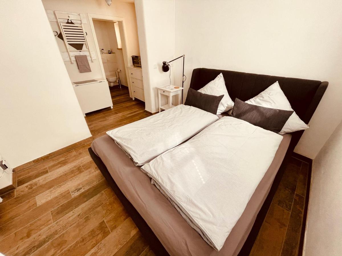 Ferienwohnungen Mey Haus Zum Rosenstock Erfurt Dış mekan fotoğraf